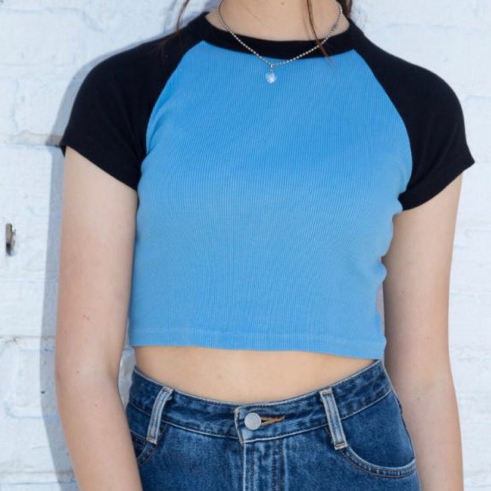 Brandy Melville Bella top
